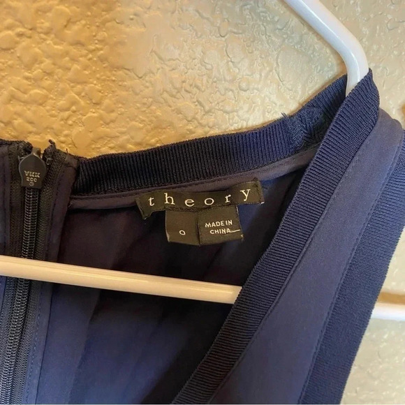 Theory Silk Jumpsuit size 0 -FINAL - Picture 5 of 10